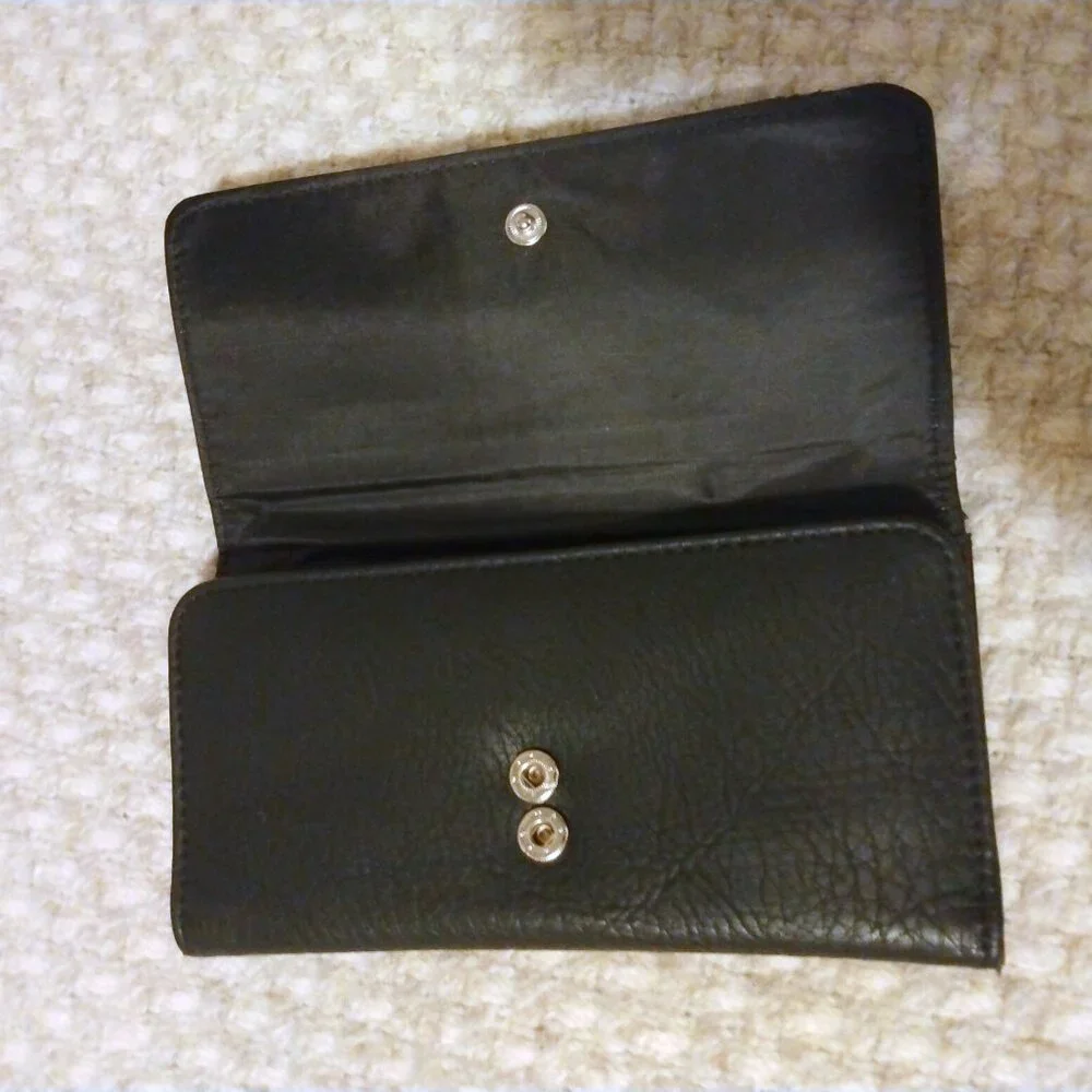 Nicole Miller Black Studded Cutout Trifold Wallet Boho Glam Y2K Edgy Boho Glam